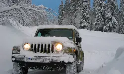 Offroad Snow Jeep Passenger Mountain Uphill Drivin image
